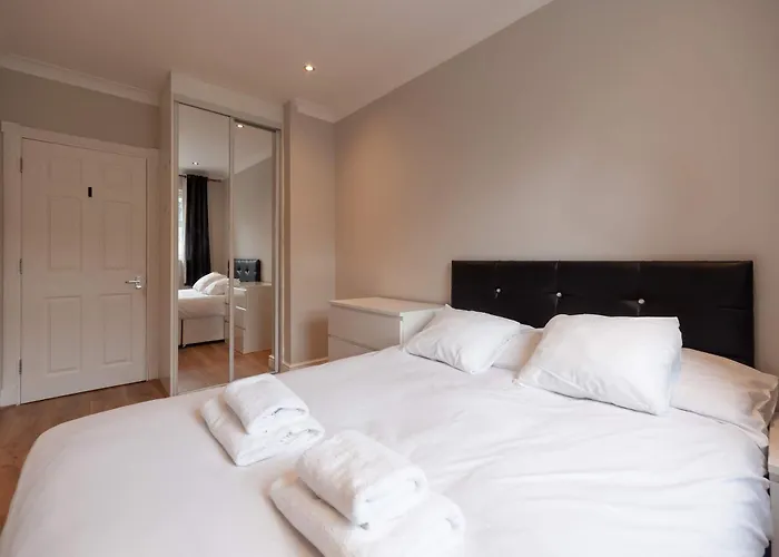 Spacious And Bright 2 Bed Apartment Tower Bridge